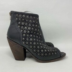 Independent Boot Company Black Leather Open Toe Perforated Ankle Boots, US 9.5